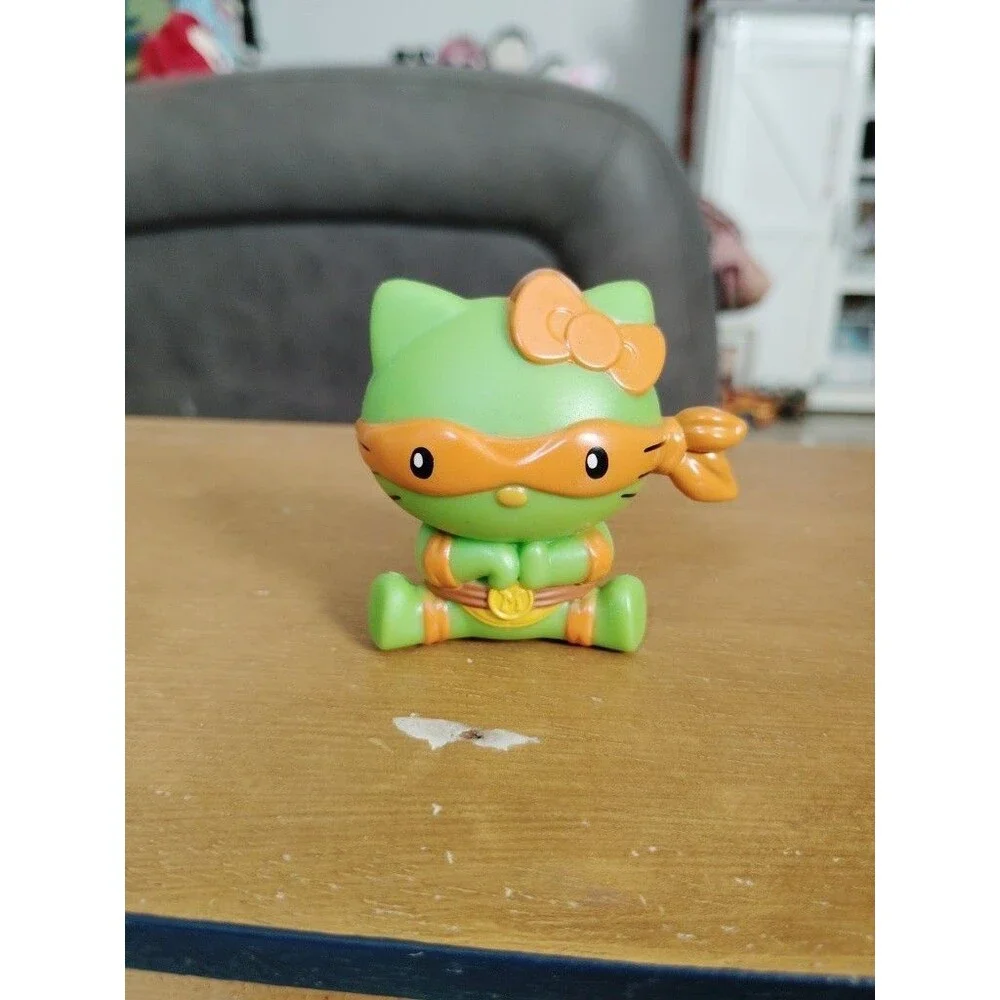 2025 McDonalds Hello Kitty Teenage Mutant Ninja Turtles Michelangelo Toy Sandio